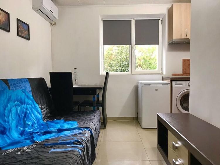 Garsoniera de Vanzare, Central, Cartier Unirii, Mall Vitan, Metrou la 10 Minute. - 2