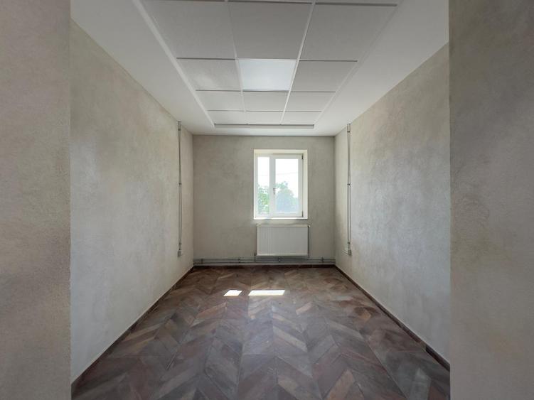 Spatiu multifunctional 334mp, zona Antibiotice - 21