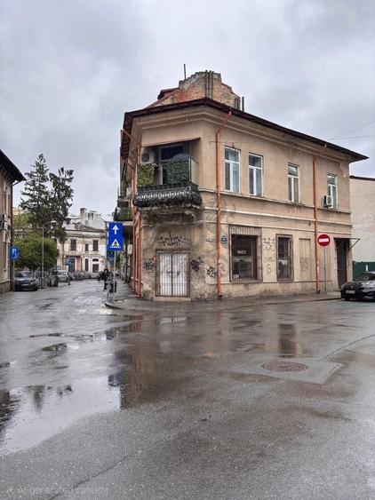 Armeneasca | Vila | Etaj + Mansarda | - 1