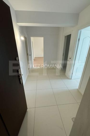 Apartament 3 camere, 65 mp, zona Policlinica