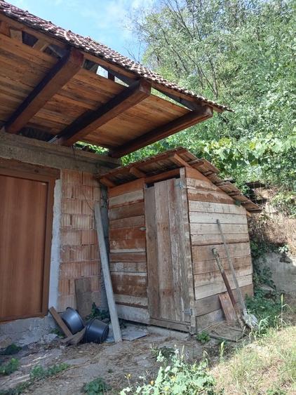 Vand casa neterminata! - 6