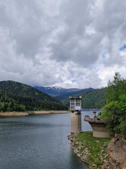 Teren intravilan - Rucar - Satic - 1775 mp - la strada principala - deschidere - 3