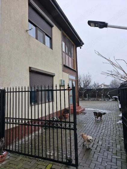 Casa cu etaj 4 cam 126 mp - 1