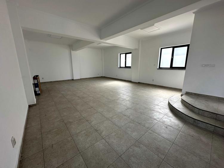 Cladire noua de inchiriat P+E+M ideal clinica / stomatologie / birouri parcare + curte - 4