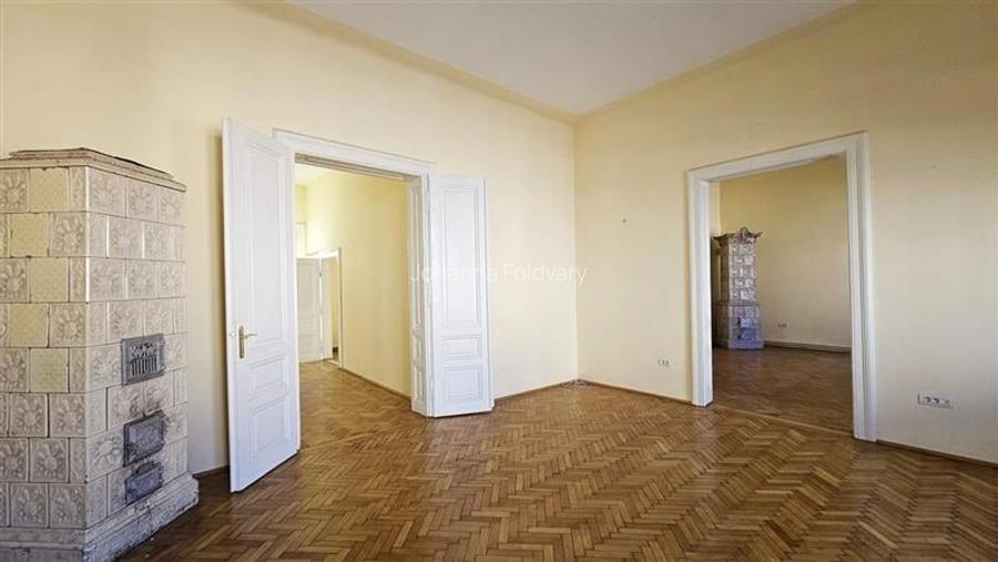 APARTAMENT/BIROU 3 CAMERE DE INCHIRIAT CLADIRE ISTORICA PIATA MOCIONI APARTAMENT/BIROU 3 CAMERE DE INCHIRIAT CLADIRE ISTORICA PIATA MOCIONI