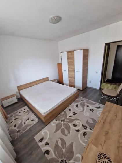 Inchiriere apartament - 1