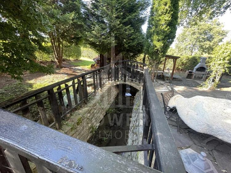 Teren deosebit cu cabana din lemn, Tocile loca?ie lini?tita - 17