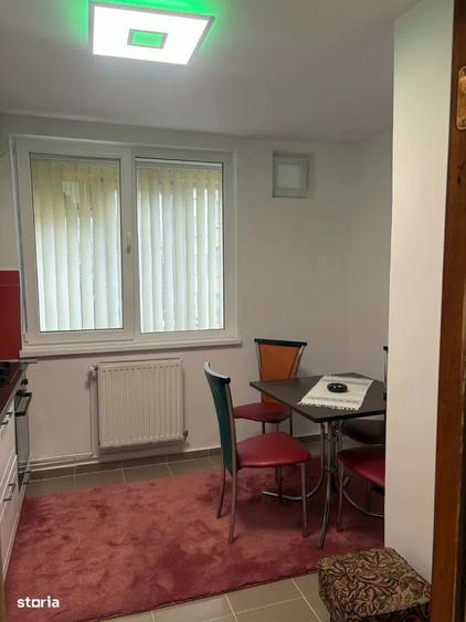 Apartament 3 camere de vânzare, vedere 2 parti– Centrul Civic, B-dul Victoriei - 7