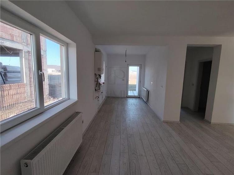 Duplex pe parter- finalizat - 2 dormitoare - 16