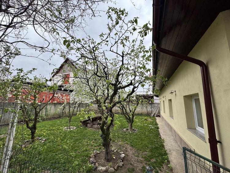 2 corpuri de casa si teren 500 mp, Bartolomeu, comision 0 - 2