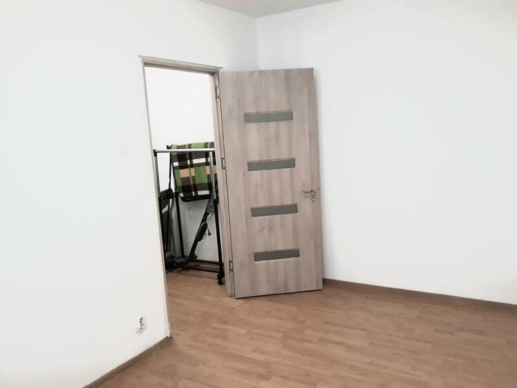 Apartament cu 2 camere semidecomandat în Colentina