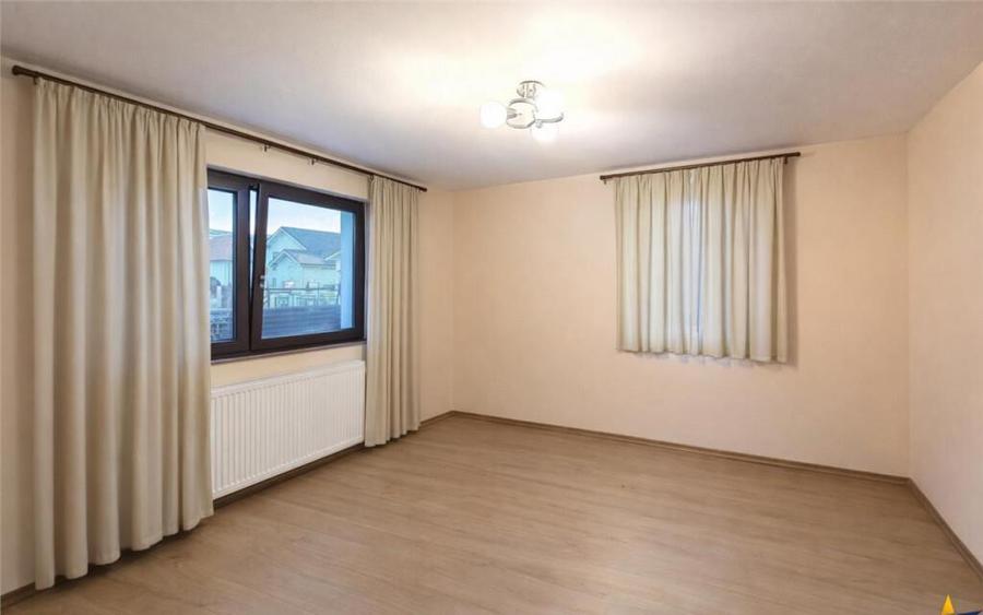 FILM! Vila individuala,4 dormitoare cu bai proprii, teren 66 - 4