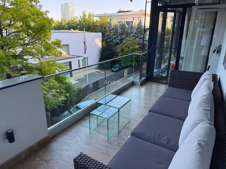 Apartament lux 3 camere de inchiriat pe malul lacului - 150mp utili Apartament lux 3 camere de inchiriat pe malul lacului - 150mp utili