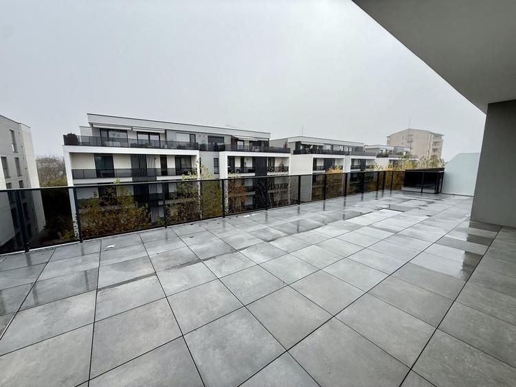 Vedere pădure / Penthouse cu terasă spectaculoasă / 2 parcări - 1