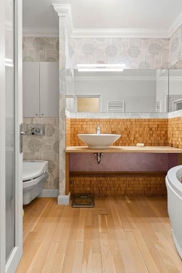 Apartament 2 camere ULTRACENTRAL – 66 mp utili + terasă 11 mp + parcare subteran - 14