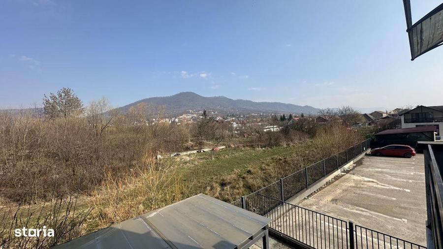 De Vanzare Apartament 2 Camere | Vedere Panoramica spre Padure si Munt - 9