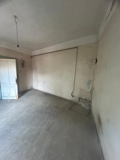 Parcul Carol-Palatul Parlamentului/Apartament doua camere/An 1890-Risc seismic 1 - 7