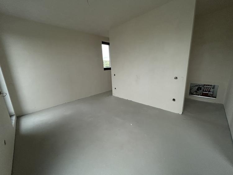 Casa tip duplex semifinisat , 180 mp utili , 400 mp teren zona Faget - 12