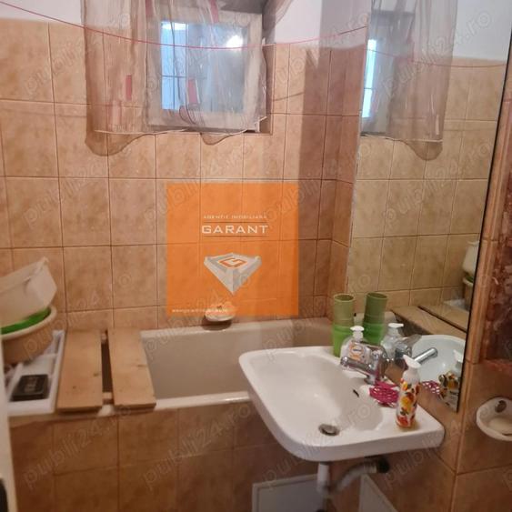 Apartament 2 camere, Calea Bucuresti, etaj 1,liber, 2 balcoane. - 4