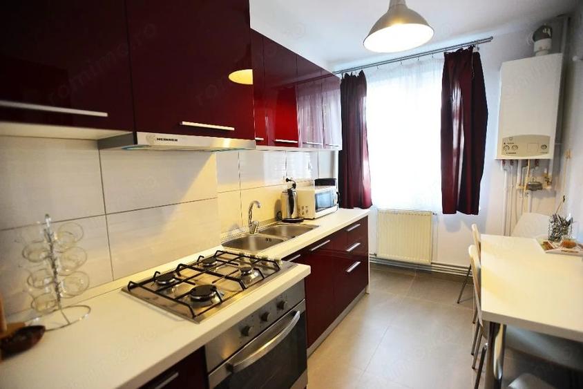 Apartament cu 3 camere semidecomandat în Spitalul Județean