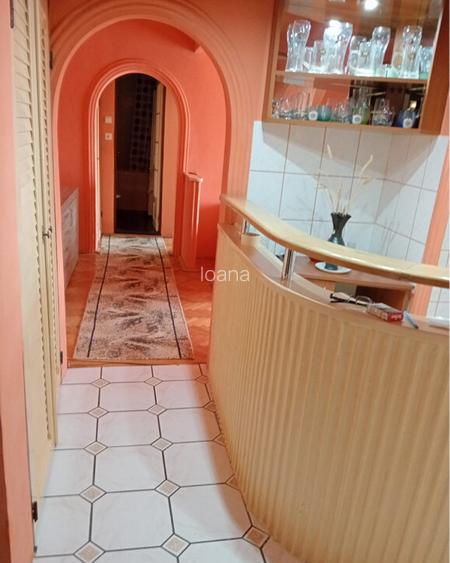 Inchiriez apartament 3 camere Oradea, in rogerius Inchiriez apartament 3 camere Oradea, in rogerius