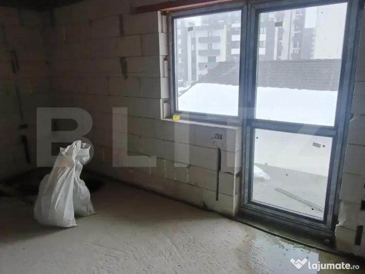 Casa 270 mp utili la ro?u, 7 camere, teren 500 mp zona - 2