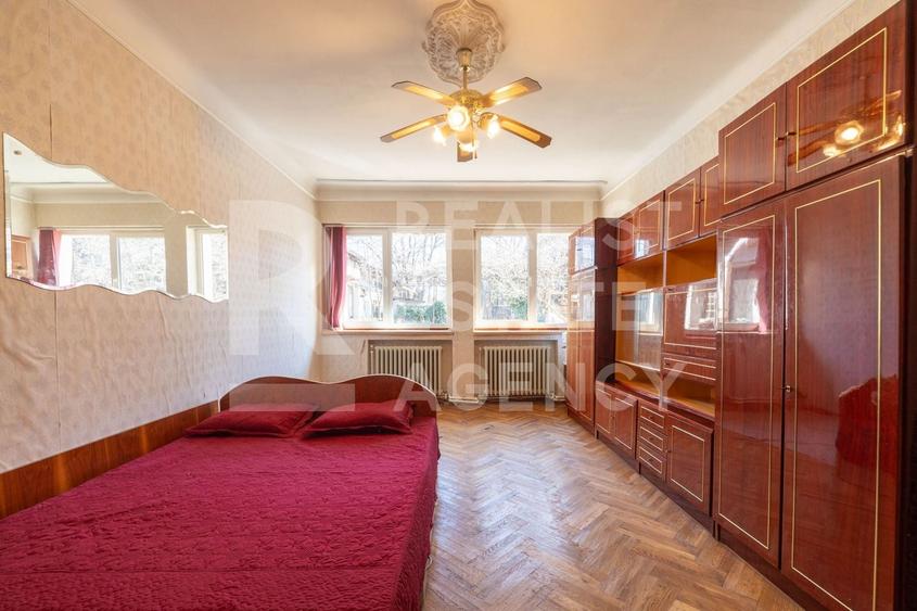 Vânzare, Vilă, 7 camere, zona Parcul Carol - 10