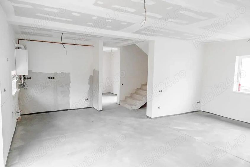 Zona str. M. Eminescu complex nou, case tip insiruite, P+M - 3