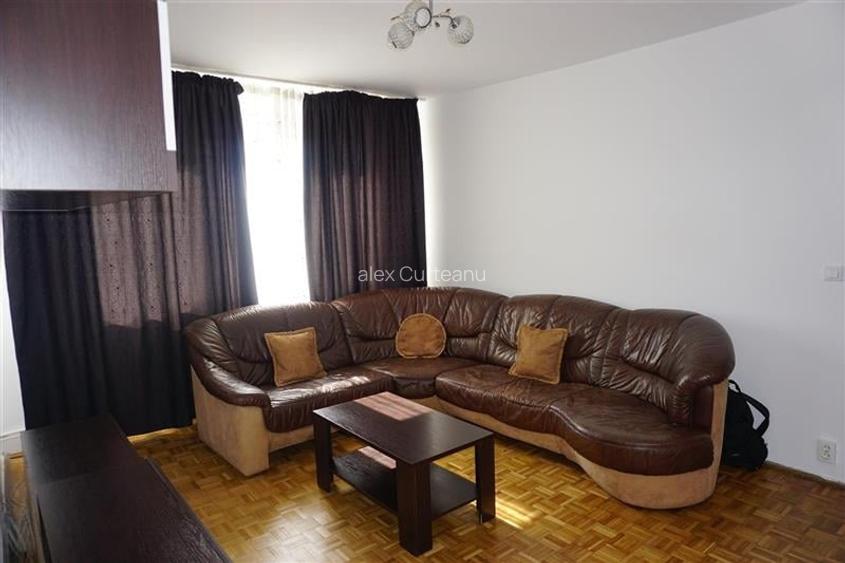 3 camere cu centrala in Craiovita-comision 0%
