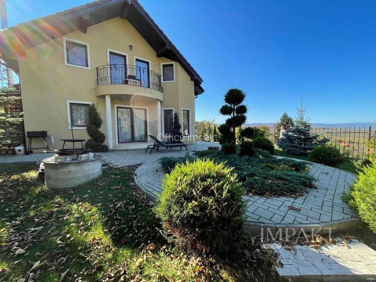Casa  cu  vedere Panoramică în Făget, Peisaj de Vis și Confort Complet!