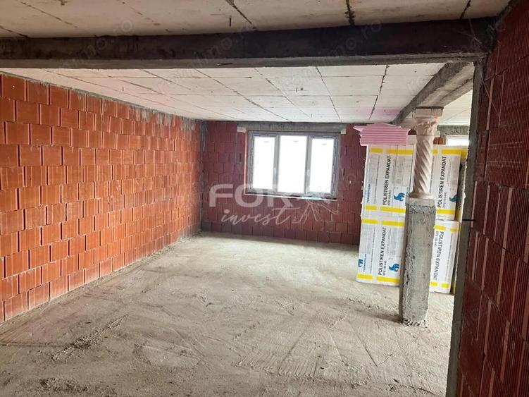 Casa la rosu 4 camere si 1290 mp teren, de vanzare,in Tulca - 3