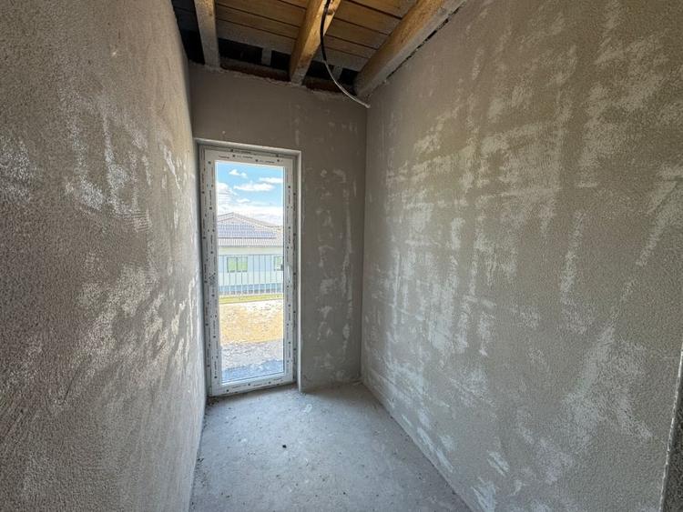 Duplex construit la standarde inalte de calitate la intrare in Corusu - 12