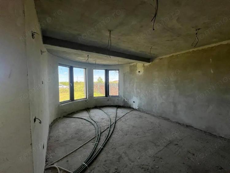 Casa P+1+Pod, 500 mp teren, zona lac Ghercesti - Aeroport Craiova - 1