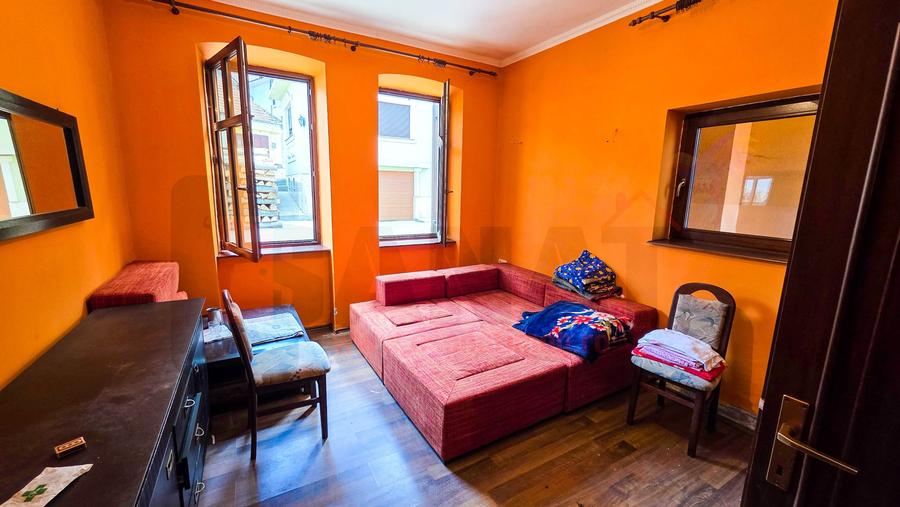 Casa + Moara + Spatiu Comercial, langa Primarie, 3 intrari |VIDEO - 19