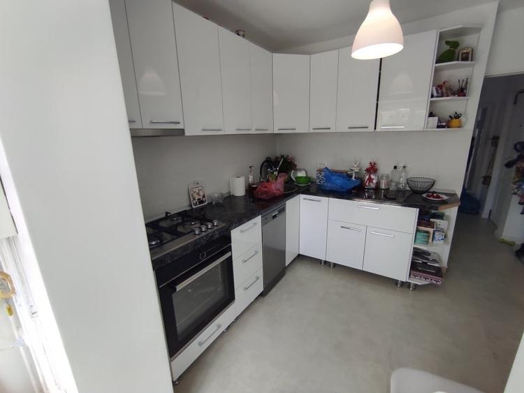 Apartament 3 camere, decomandat, et. 3, Nicolina - 4