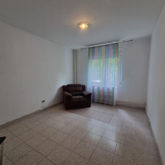 Ocazie | 4 camere Lacul Tei  | Centrala proprie - 4