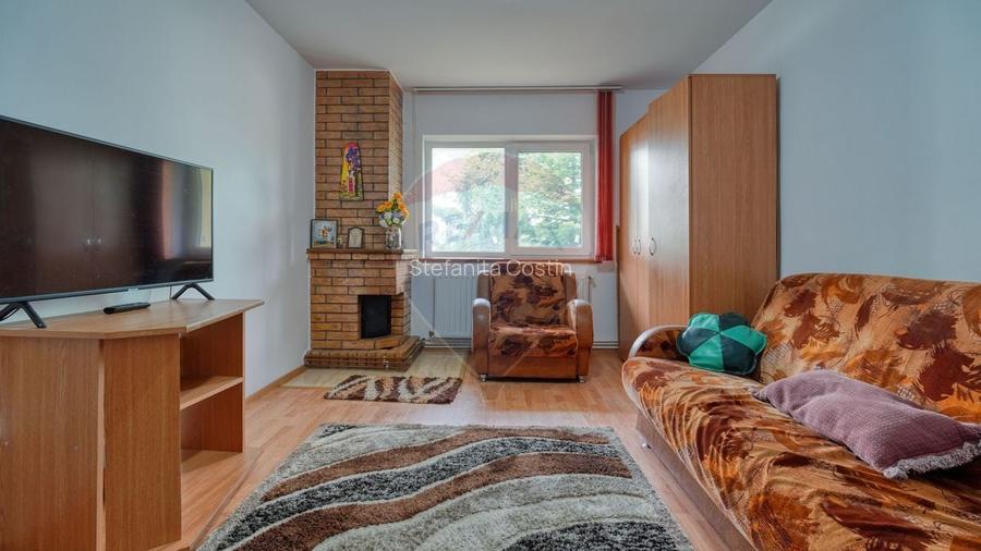 Apartament cu 3 camere de vanzare in zona Central Apartament cu 3 camere de vanzare in zona Central