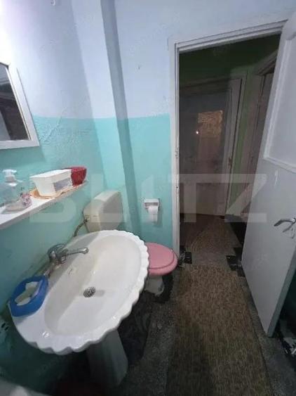 Apartament 2 camere Semidecomandat, Moreni - 4