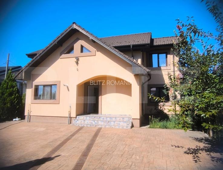Casa cocheta, P+M, 160 mpc si 287 mp teren, bilaterala, cartier Bariera Valcii
