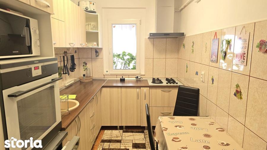 Inchiriez apartament 3 camere decomandat, Deva, ultracentral I. Maniu - 10
