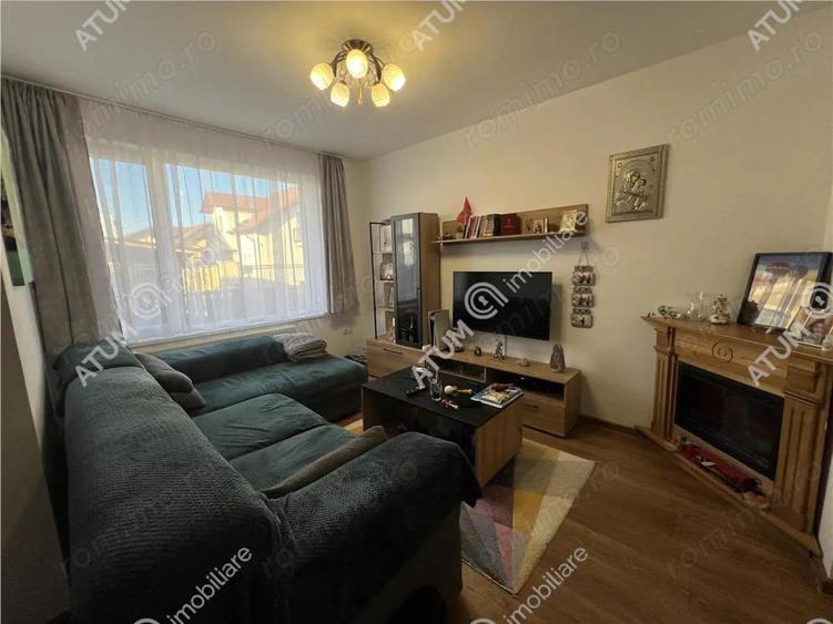 Casa cu 4 camere 2 bai si curte proprie in zona Arhitectilor - 2