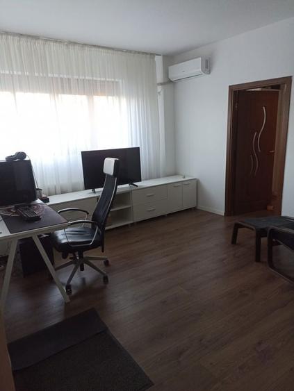 Inchiriez apartament - 3