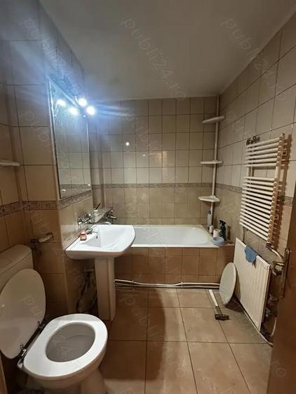 Apartament de vanzare 3 camere zona centrala - 3