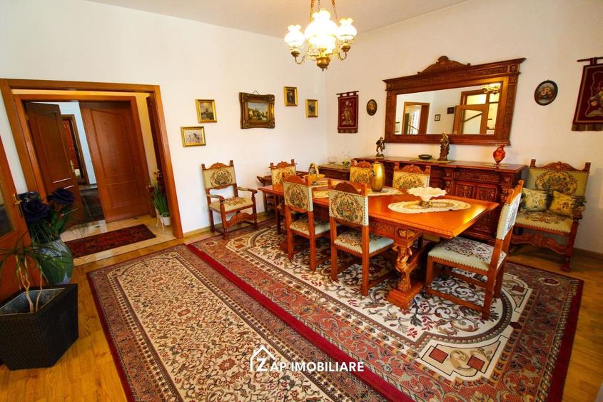 Unirii - Casa Zona Romcab -  400mp - 1259 mp teren - Garaj dublu - piscina - 20