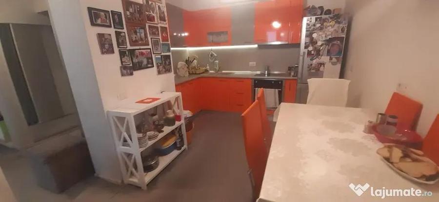 Zona 9 Mai, casa renovata - 3