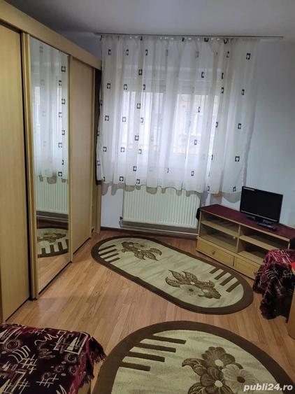 Resita, Garsoniera, Aleea albastrelelor - 2