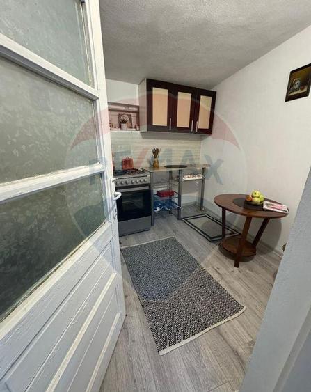 Casa / Vila cu 7 camere de vanzare in zona Central - 8