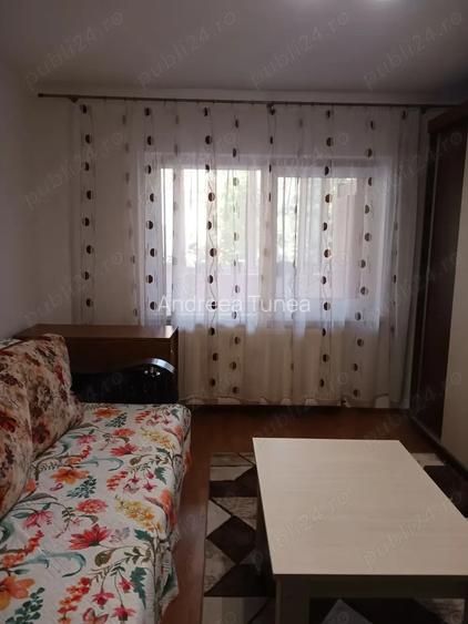 Vand apartament 2 camere sau schimb cu o casa inafara Bra?ovului