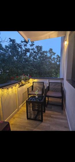 Vand apartament 2 camere ,2 balcoane ,etaj 2/4 ,zona 300 N.Titulescu - 5