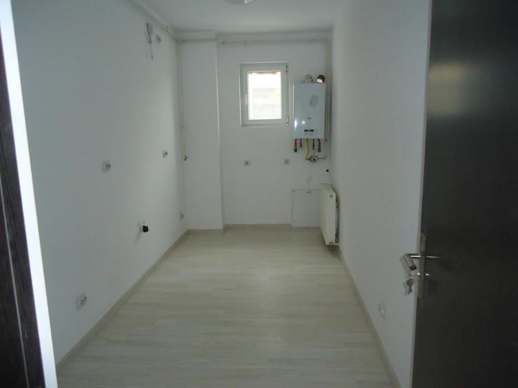 Apartament/birou 200 mp in zona centrala cu parcari incluse - 2